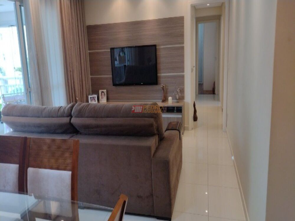 Apartamento à venda com 3 quartos, 107m² - Foto 2