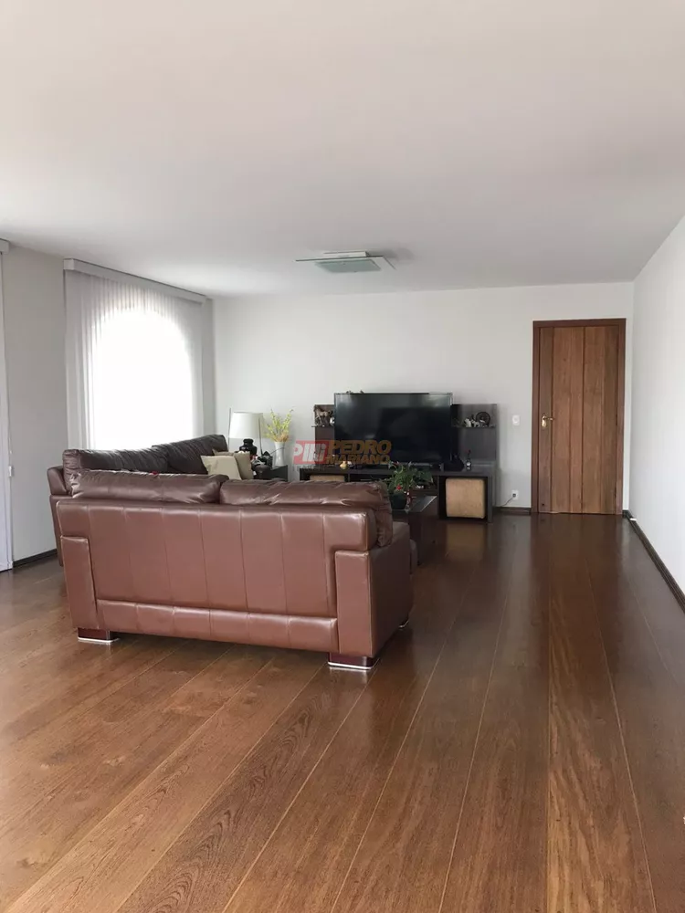 Apartamento, 4 quartos, 250 m² - Foto 2