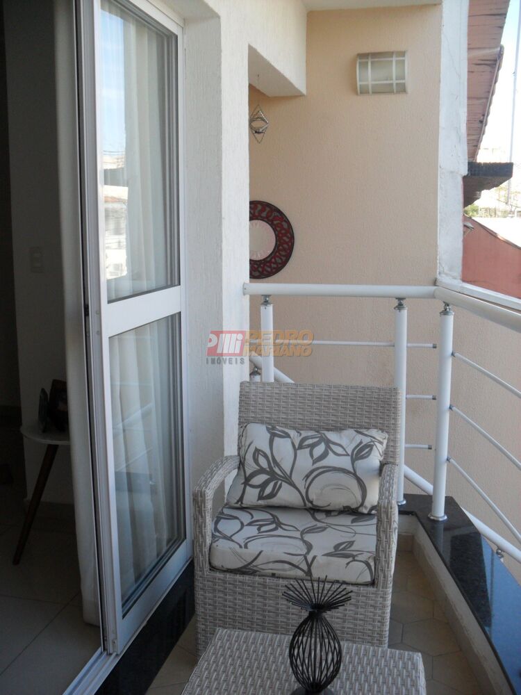 Sobrado, 3 quartos, 296 m² - Foto 1