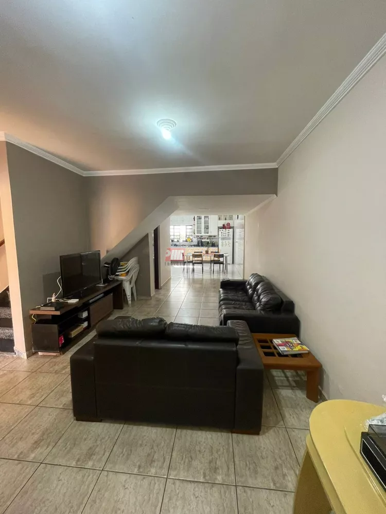 Sobrado, 4 quartos, 180 m² - Foto 3