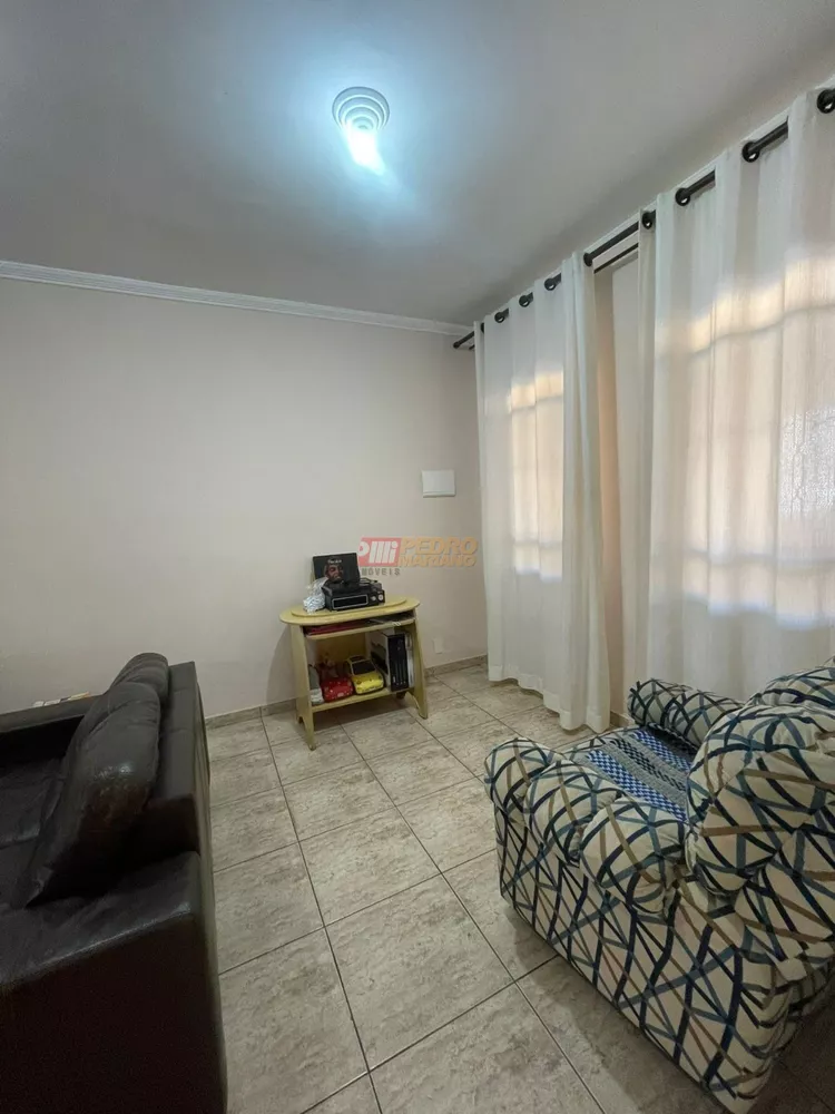 Sobrado, 4 quartos, 180 m² - Foto 2