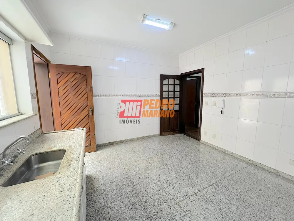 Sobrado, 3 quartos, 325 m² - Foto 1