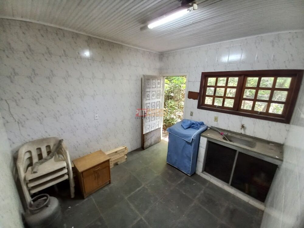 Chácara à venda com 5 quartos, 411m² - Foto 18
