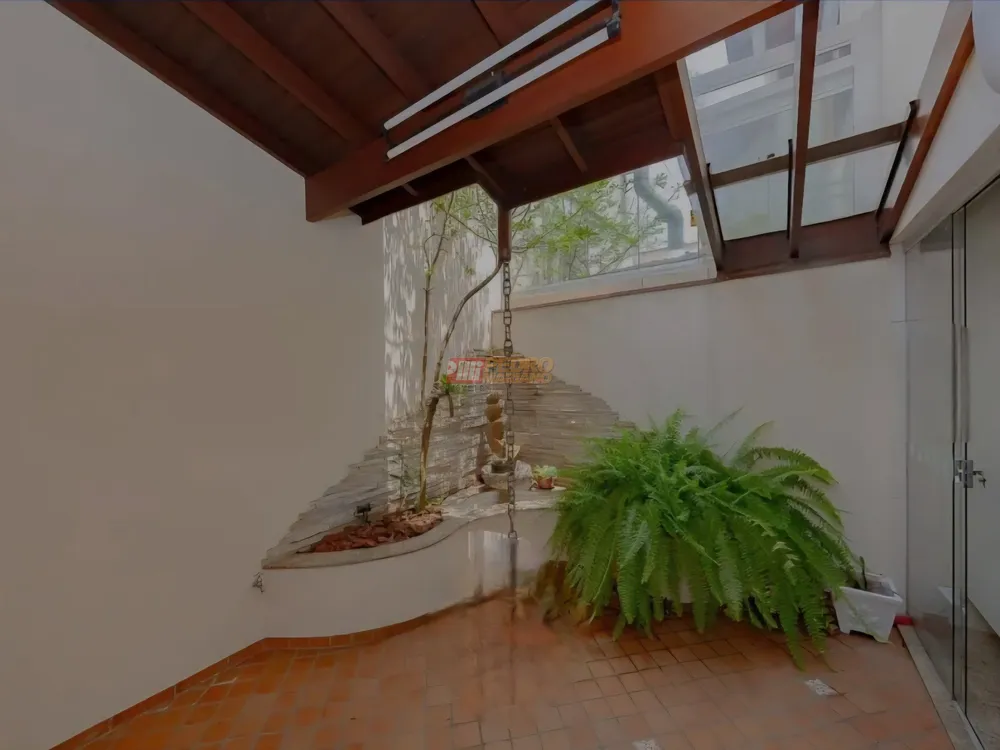Sobrado, 3 quartos, 201 m² - Foto 1