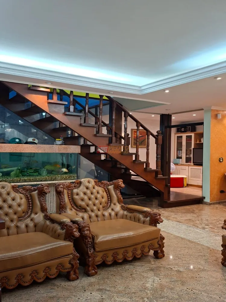 Sobrado, 4 quartos, 297 m² - Foto 2