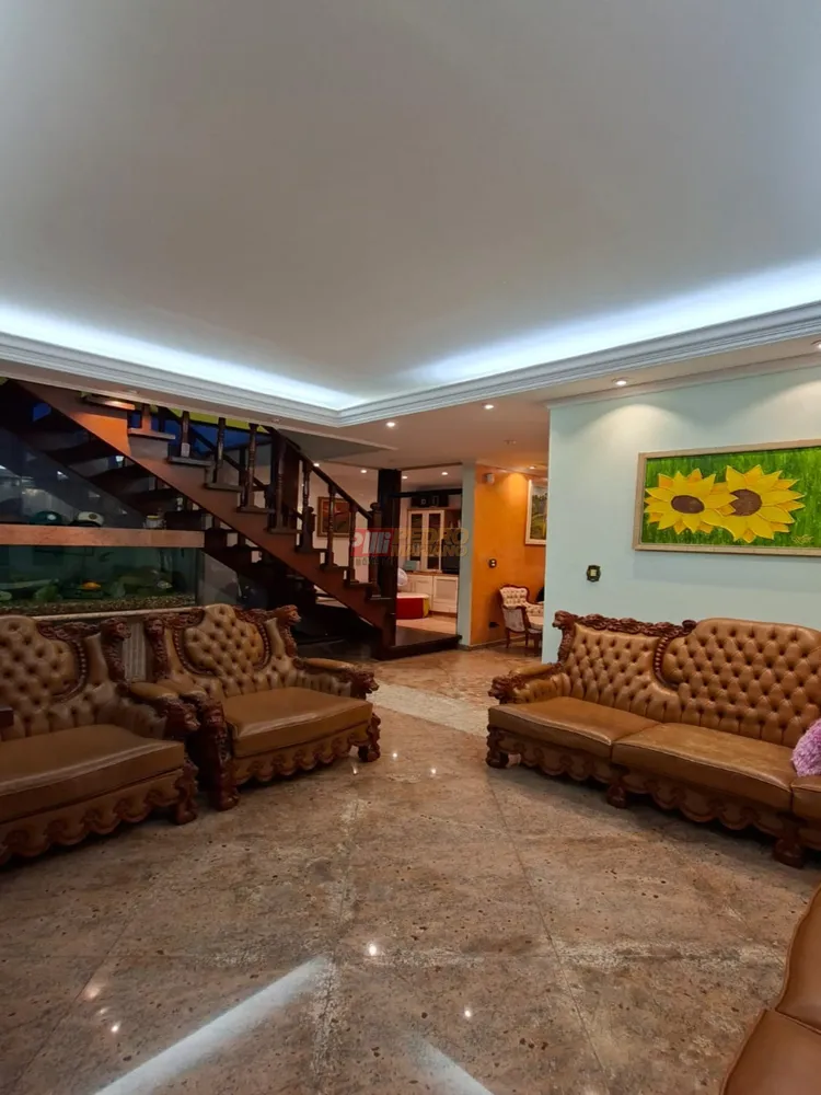 Sobrado, 4 quartos, 297 m² - Foto 1
