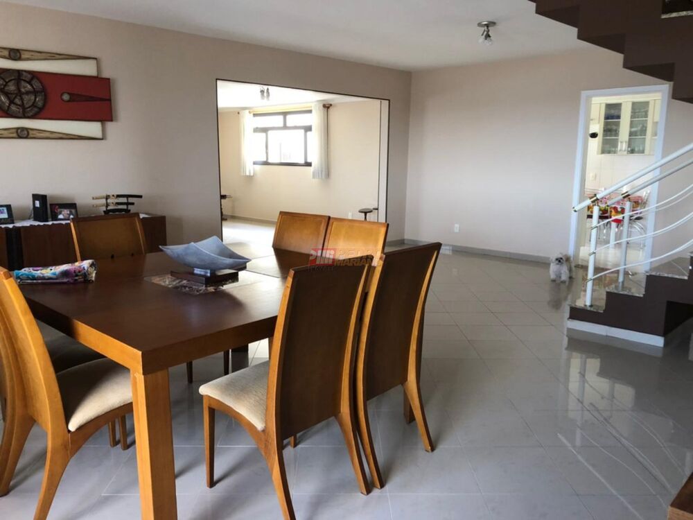 Cobertura à venda com 4 quartos, 260m² - Foto 4
