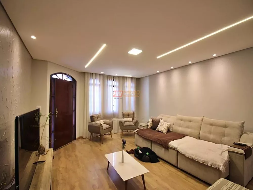 Sobrado, 3 quartos, 240 m² - Foto 2