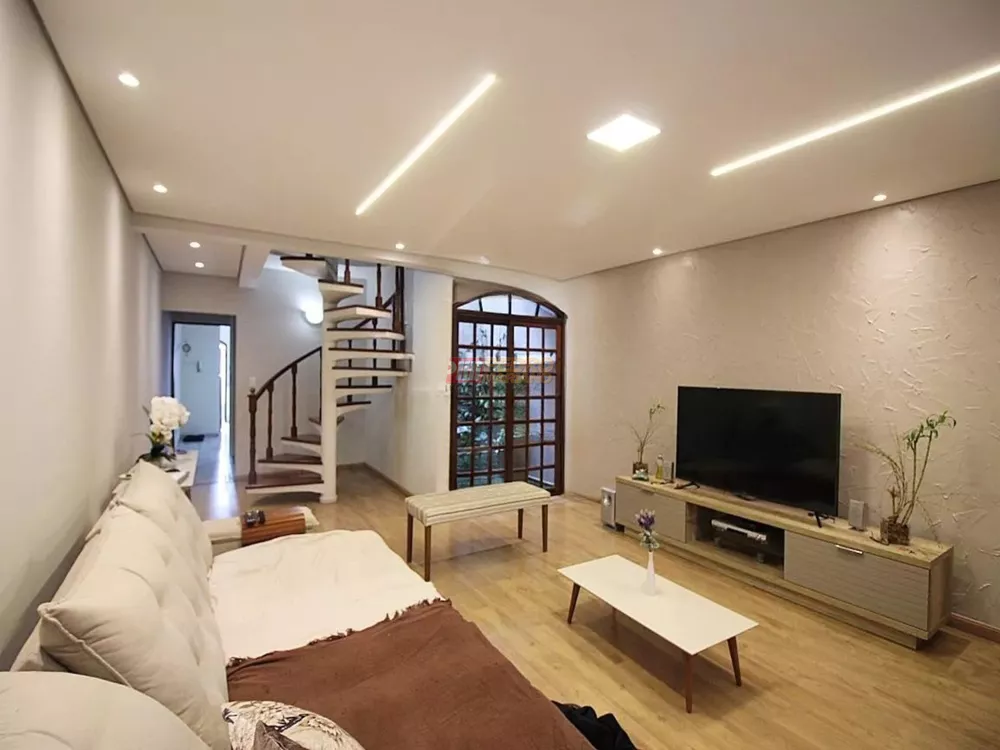 Sobrado, 3 quartos, 240 m² - Foto 3