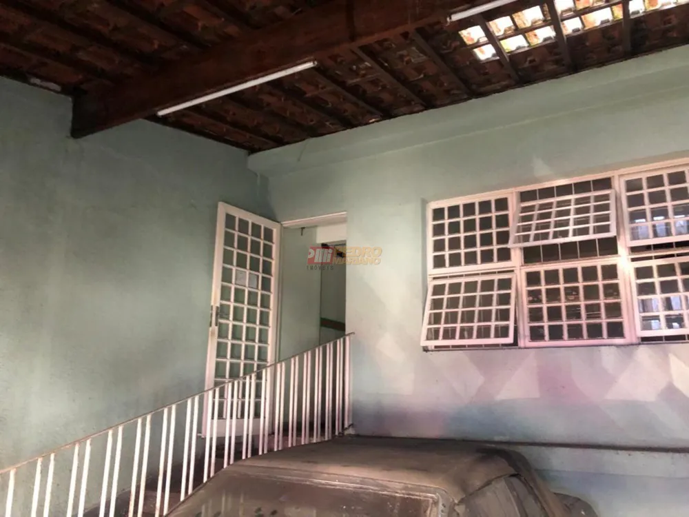 Casa, 2 quartos, 242 m² - Foto 1