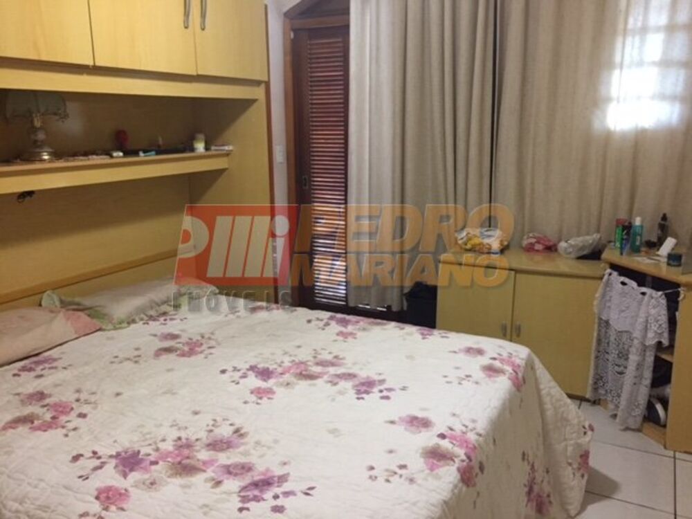 Sobrado à venda com 3 quartos, 170m² - Foto 4