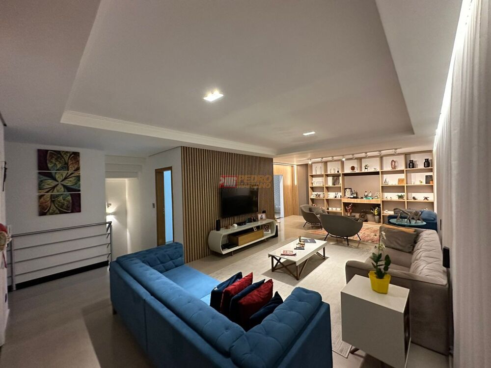 Sobrado, 4 quartos, 364 m² - Foto 1