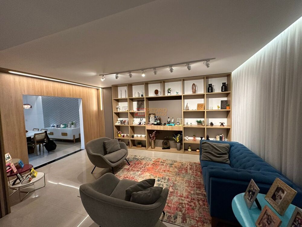 Sobrado, 4 quartos, 364 m² - Foto 2