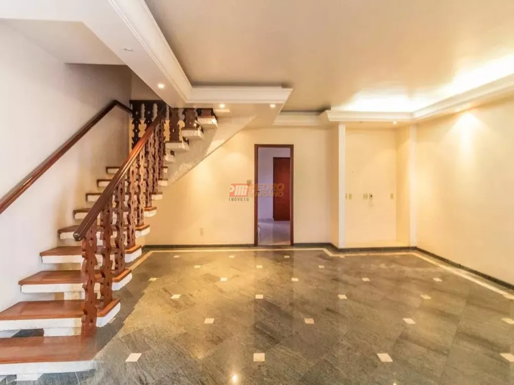 Sobrado, 5 quartos, 330 m² - Foto 4
