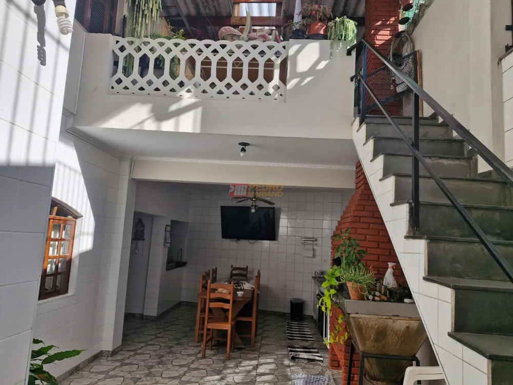 Sobrado, 3 quartos, 266 m² - Foto 9
