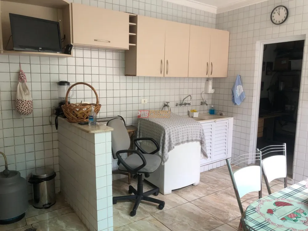 Casa, 3 quartos, 194 m² - Foto 10