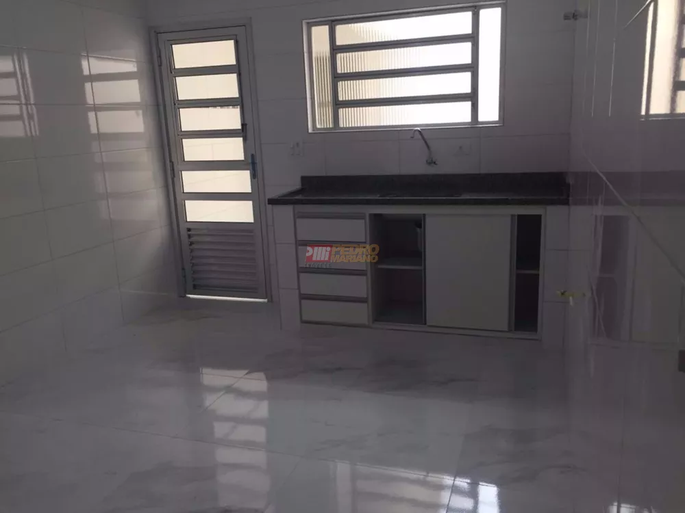 Casa, 5 quartos, 210 m² - Foto 11