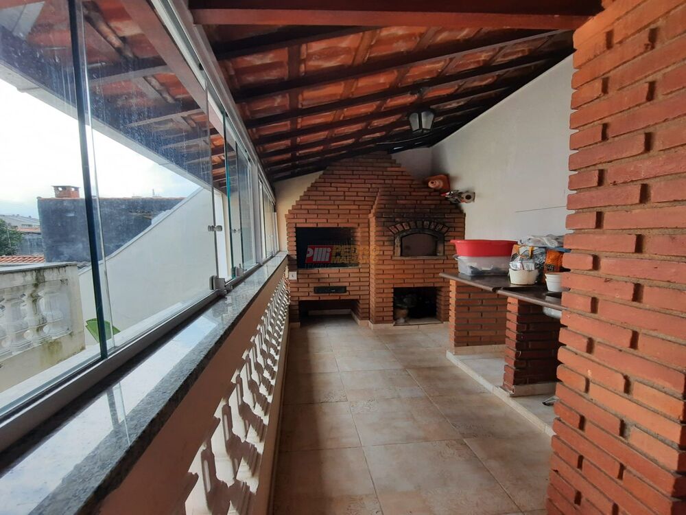 Casa à venda com 3 quartos, 170m² - Foto 8