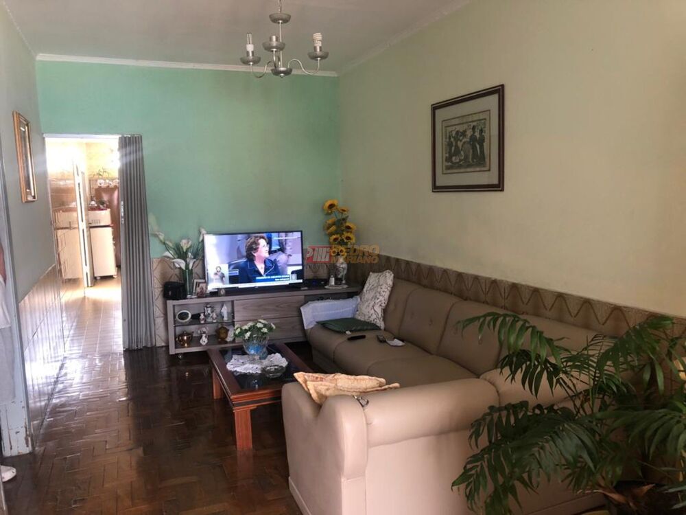 Casa, 2 quartos, 248 m² - Foto 1