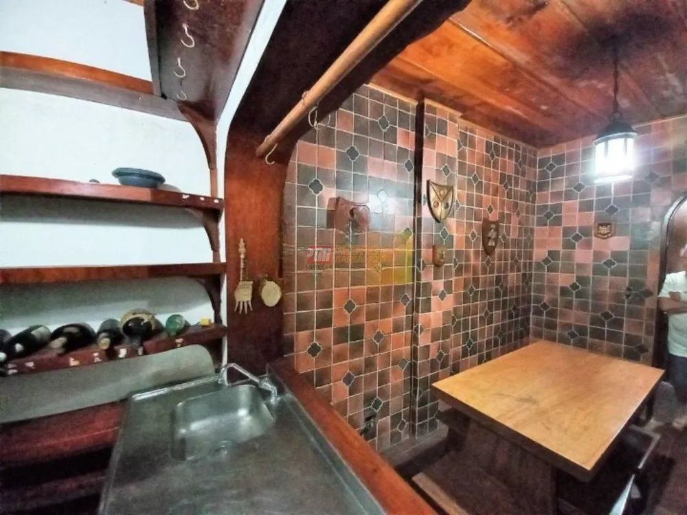 Sobrado, 7 quartos, 735 m² - Foto 2