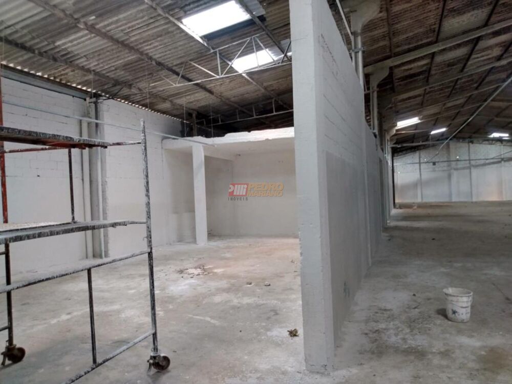 Depósito-Galpão, 3500 m² - Foto 1