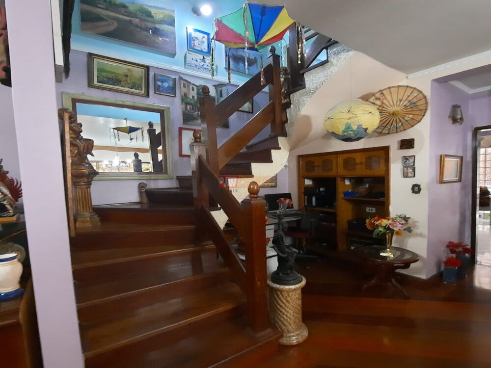 Sobrado à venda com 3 quartos, 249m² - Foto 4