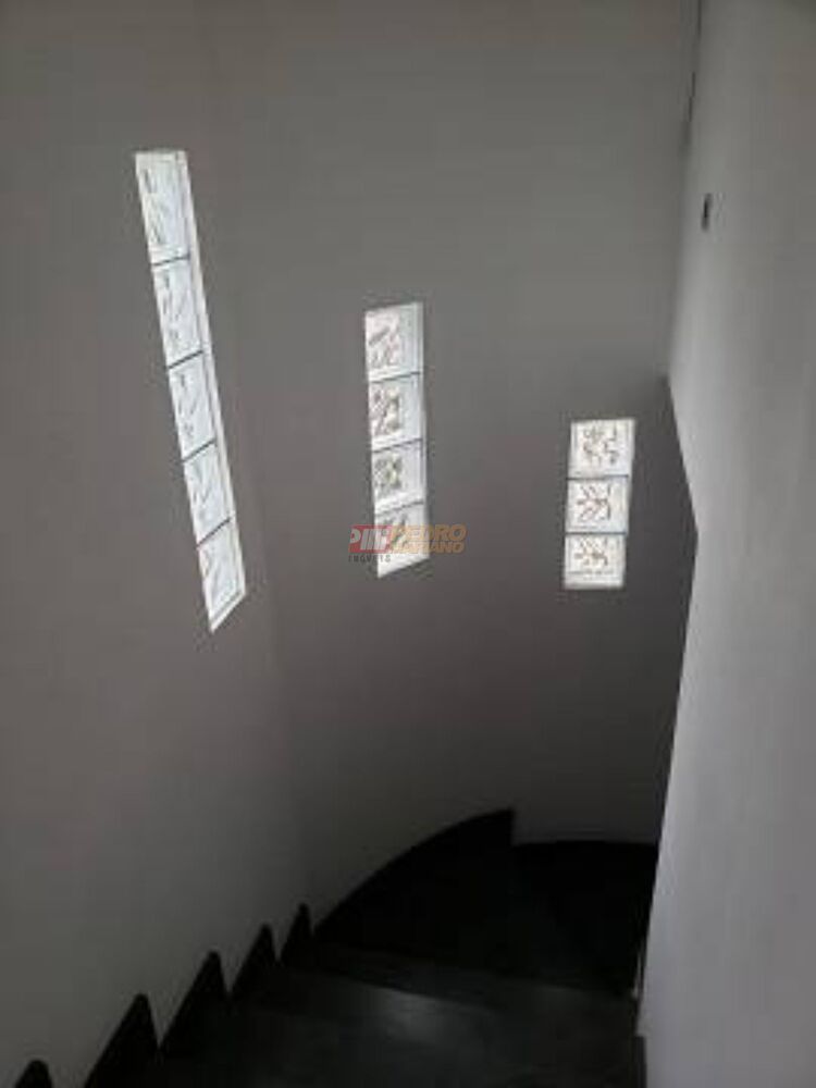 Sobrado, 4 quartos, 275 m² - Foto 3