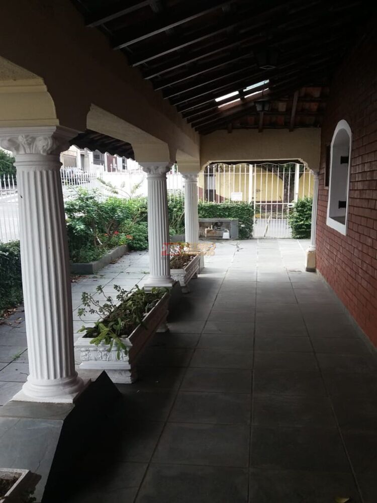 Sobrado, 4 quartos, 275 m² - Foto 2