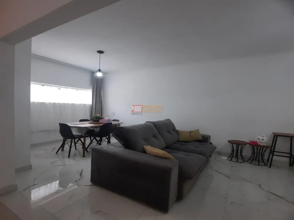 Casa, 3 quartos, 255 m² - Foto 4