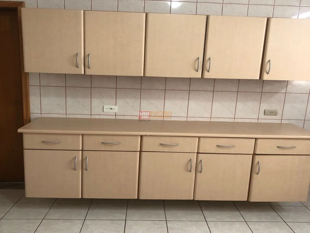 Casa, 3 quartos, 245 m² - Foto 13