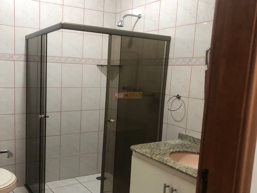 Casa, 3 quartos, 245 m² - Foto 15