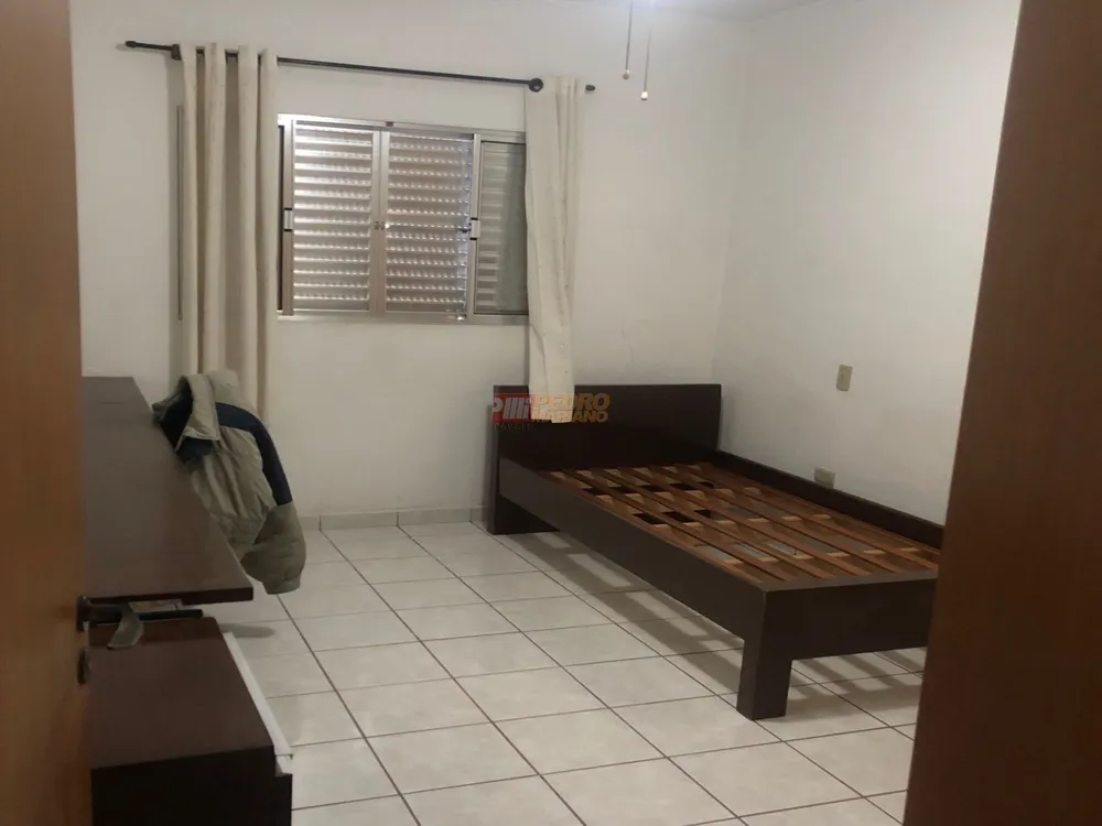 Casa, 3 quartos, 245 m² - Foto 6