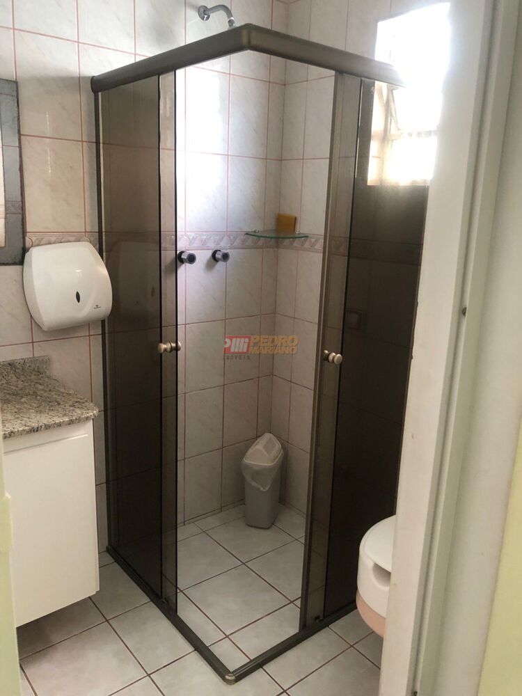 Casa, 3 quartos, 245 m² - Foto 4