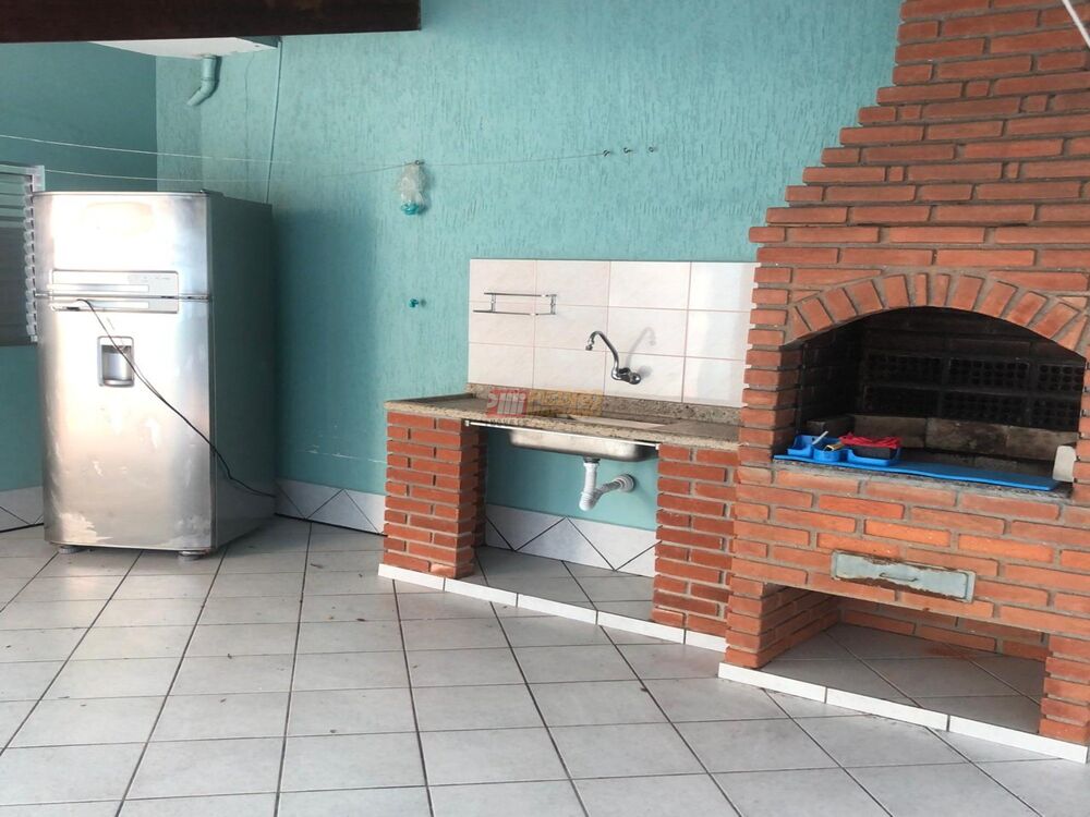 Casa, 3 quartos, 245 m² - Foto 6