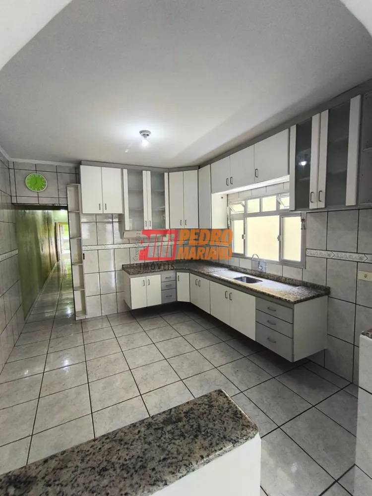 Sobrado, 7 quartos, 243 m² - Foto 7