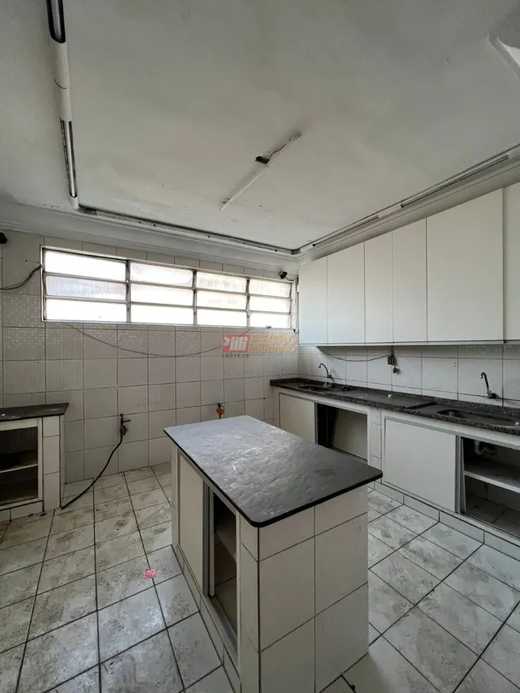 Sala-Conjunto, 672 m² - Foto 1
