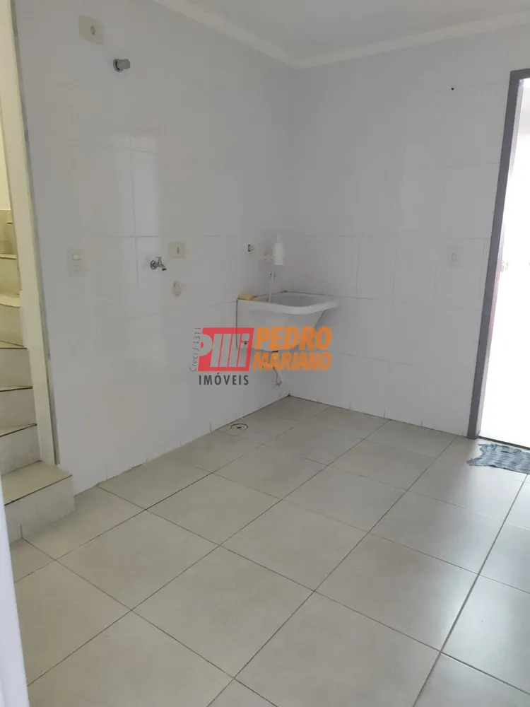 Sobrado, 3 quartos, 249 m² - Foto 4