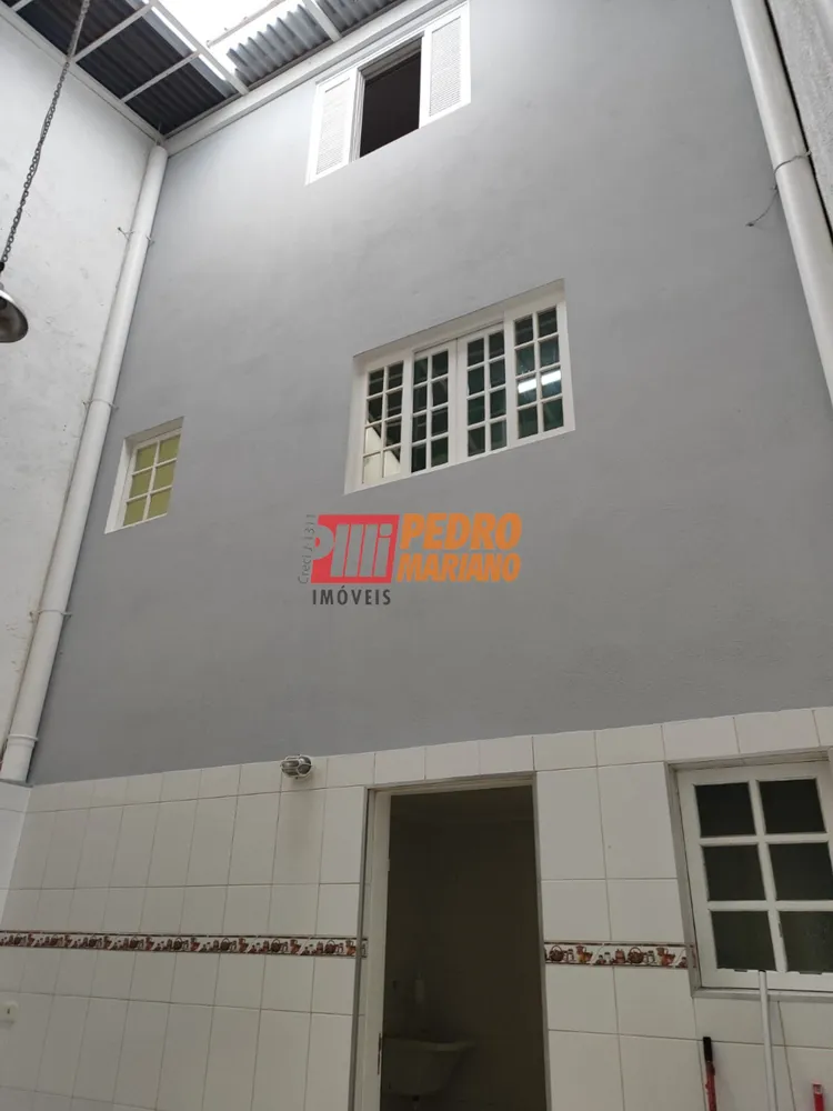 Sobrado, 3 quartos, 249 m² - Foto 2