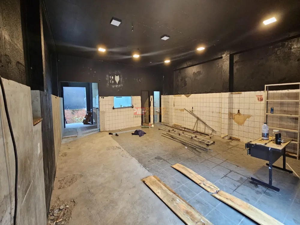 Depósito-Galpão, 200 m² - Foto 1