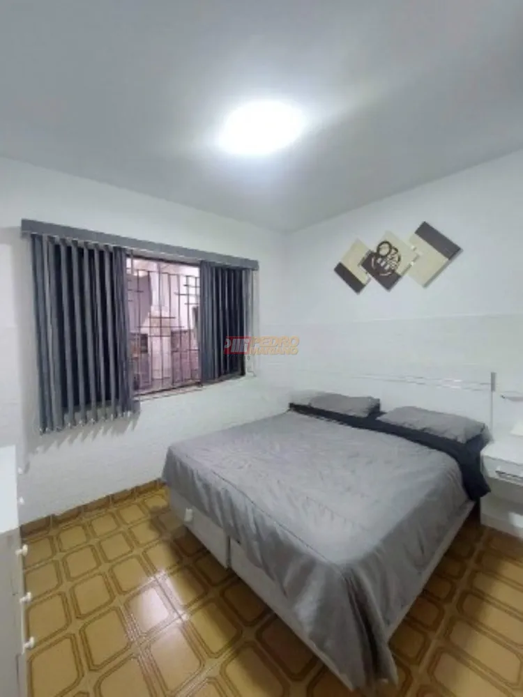 Casa, 5 quartos, 263 m² - Foto 3