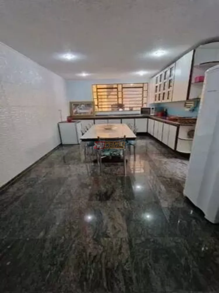 Sobrado, 3 quartos, 258 m² - Foto 7