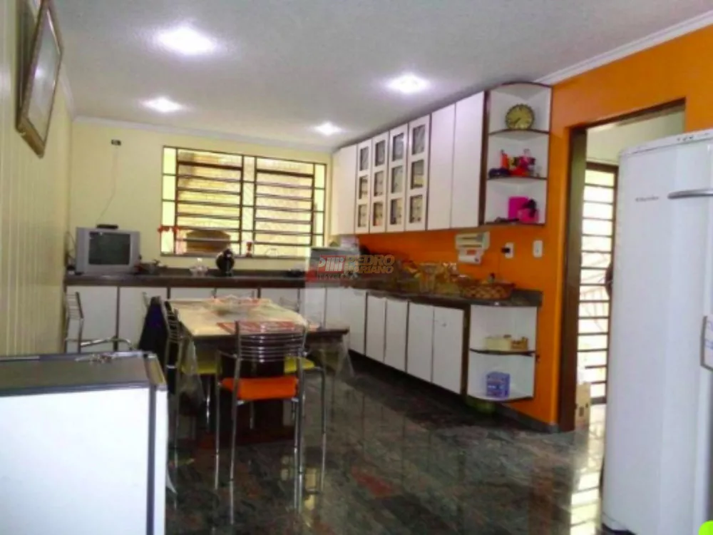 Sobrado, 3 quartos, 258 m² - Foto 8