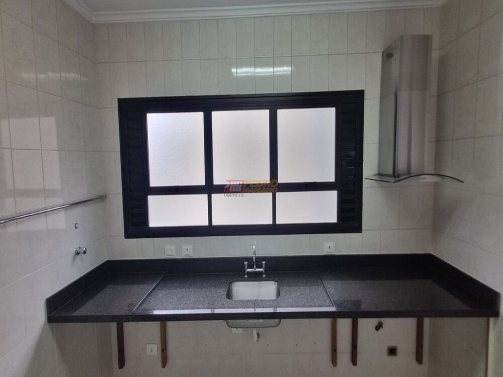 Apartamento à venda com 3 quartos, 160m² - Foto 12