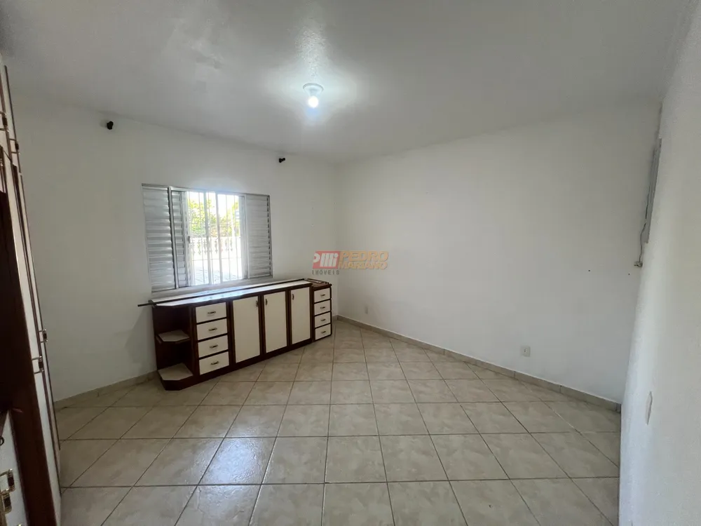 Casa, 2 quartos, 259 m² - Foto 2