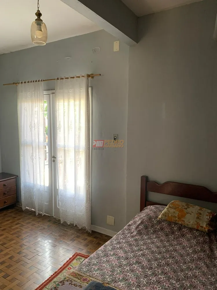 Casa, 5 quartos, 209 m² - Foto 1