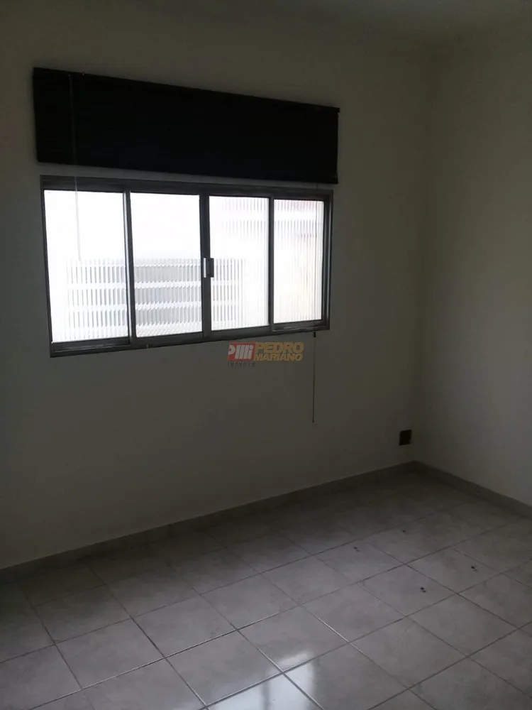 Casa, 5 quartos, 248 m² - Foto 1