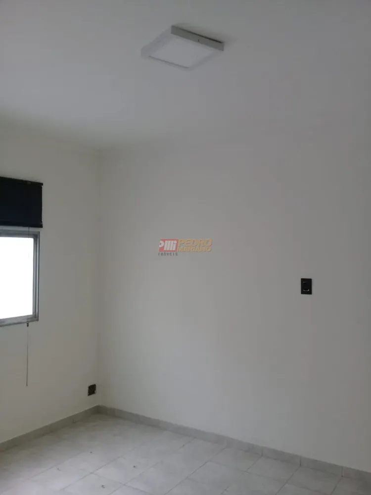 Casa, 5 quartos, 248 m² - Foto 2