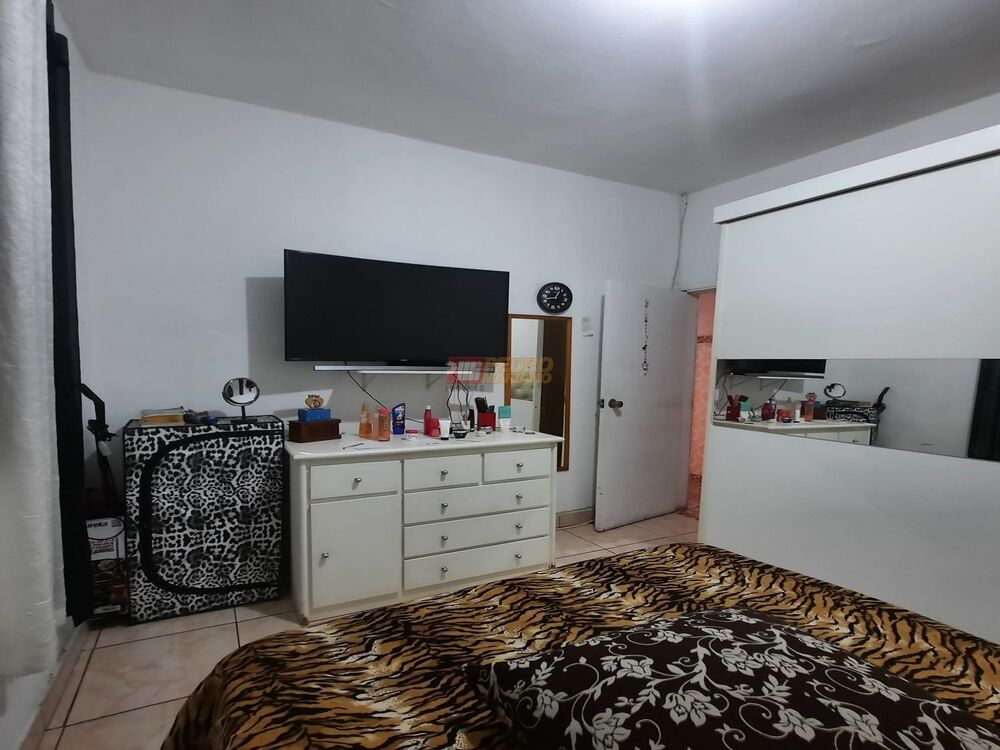 Casa, 5 quartos, 273 m² - Foto 3