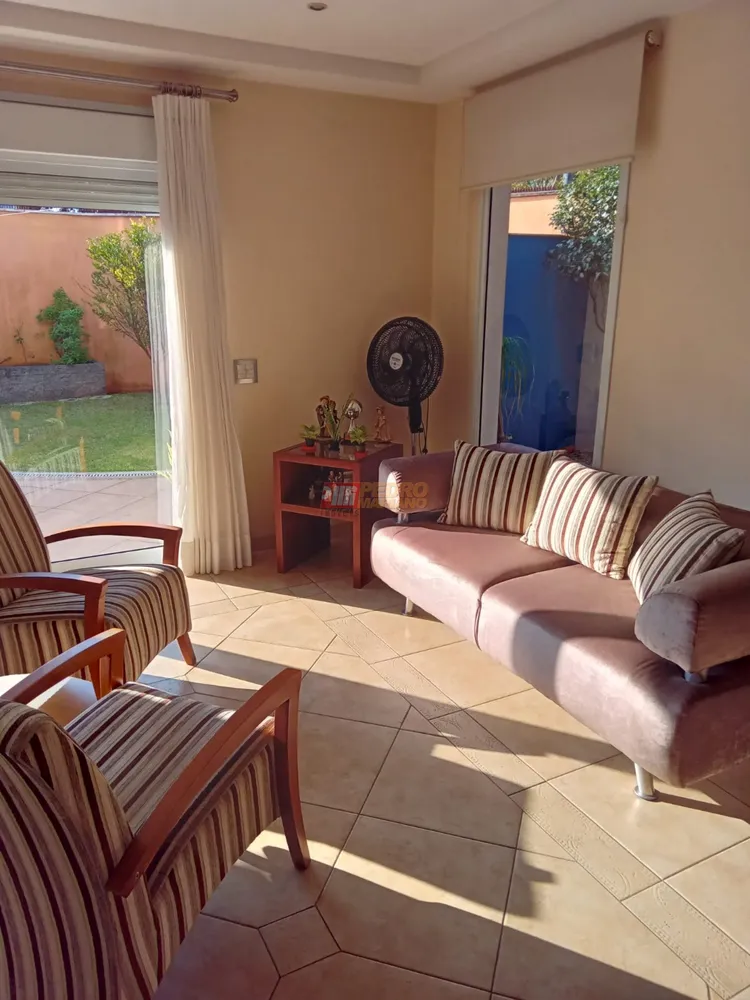 Sobrado, 3 quartos, 278 m² - Foto 2