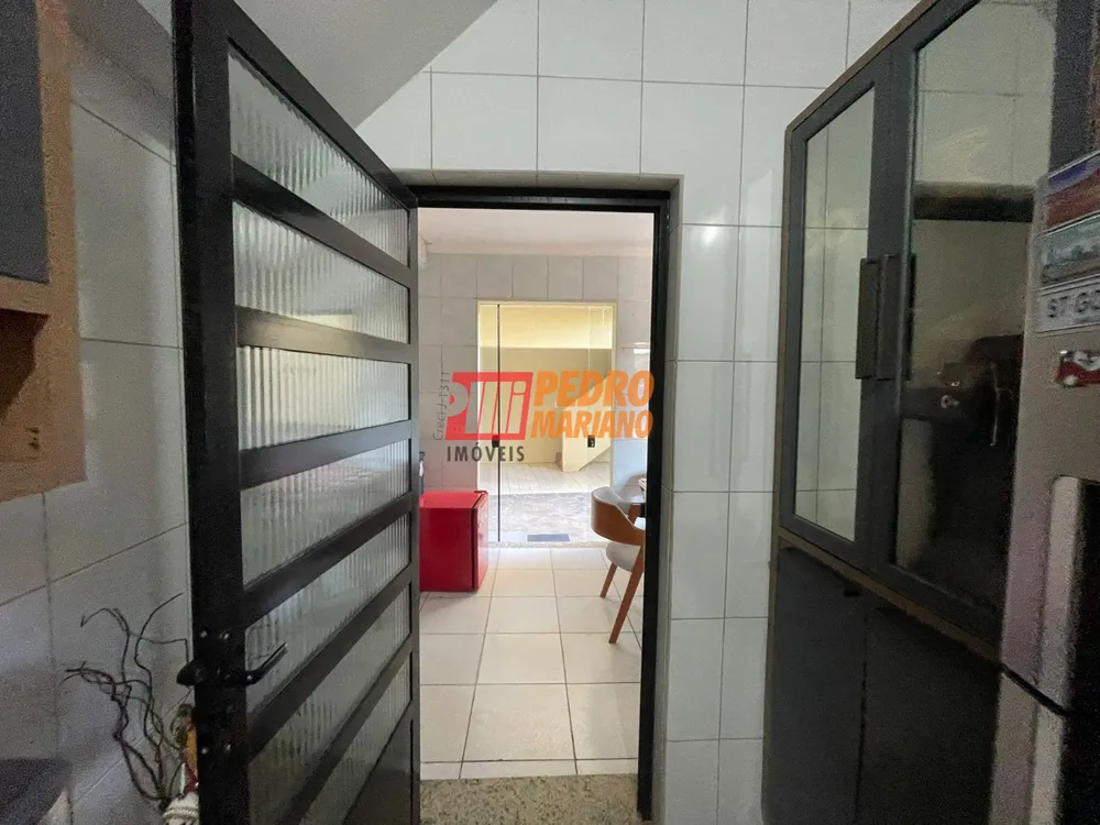Sobrado, 3 quartos, 240 m² - Foto 8